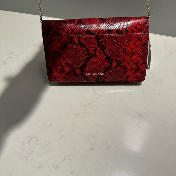 NWT Michael Kors Ellie Medium Shoulder Flap Python Embossed Red Leather Bag - Picture 4 of 12